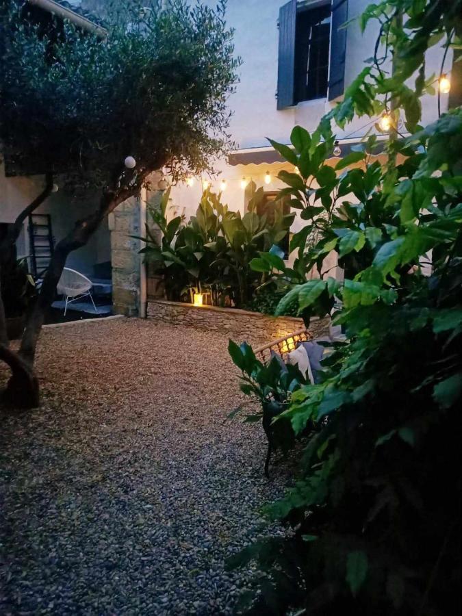 La Cachette Panzió Aigues-Vives  Kültér fotó